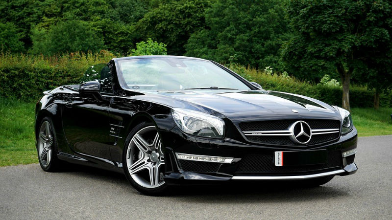 All you need to know about luxury car rental