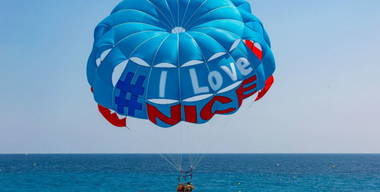 parasailing nice