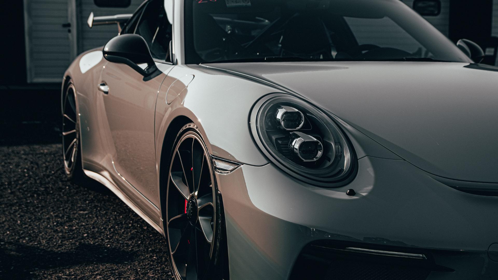 How to Improve Fuel Efficiency: 8 Tips for Car Owners