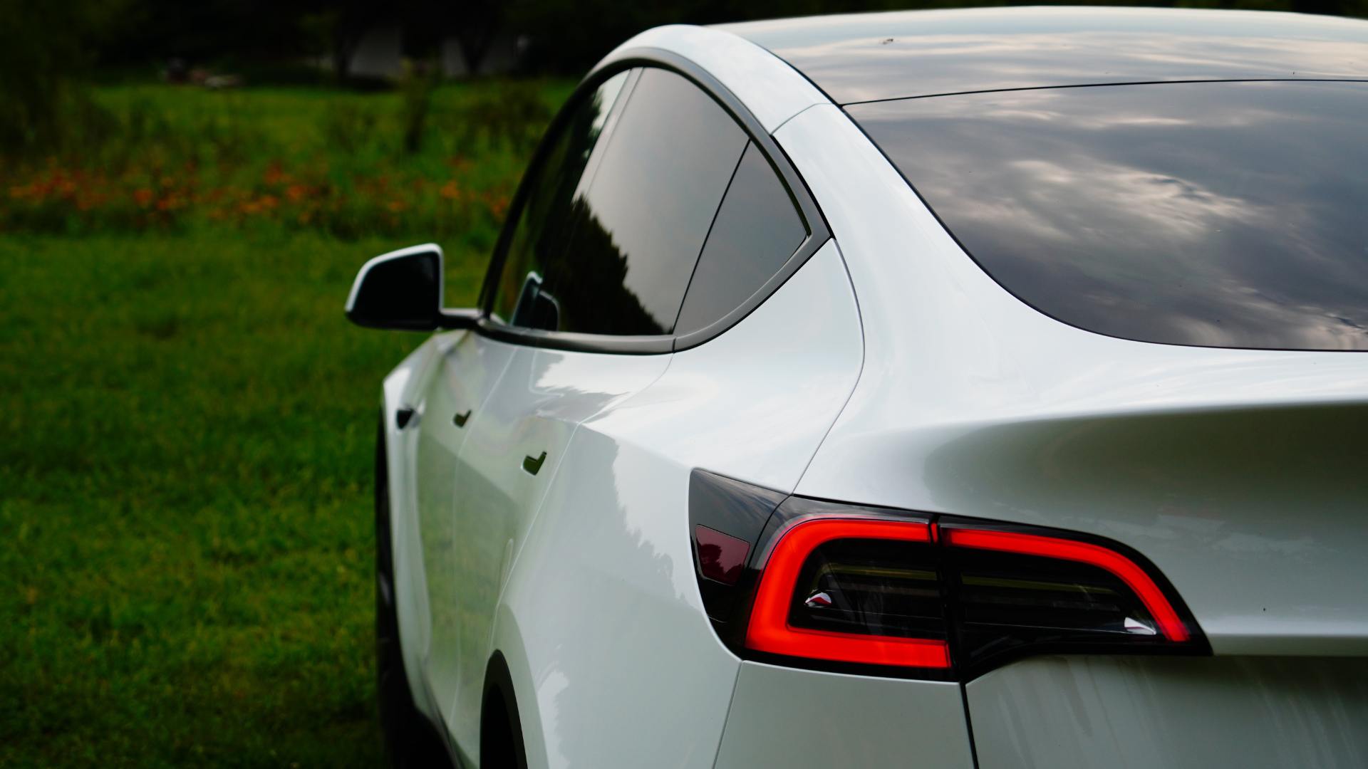 Tesla vs BMW i4: Which Electric Car Offers the Best Value?